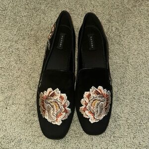 Natori EDDA SUEDE Leather EMBROIDERED Smoking LOAFER Sz 10 New